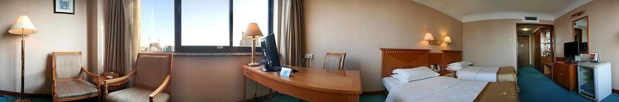Qingdao Fuxin Hotel Exterior photo